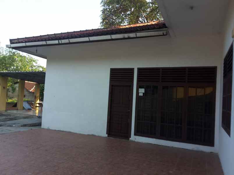 rumah murah tanah luas siap huni di kota sepang