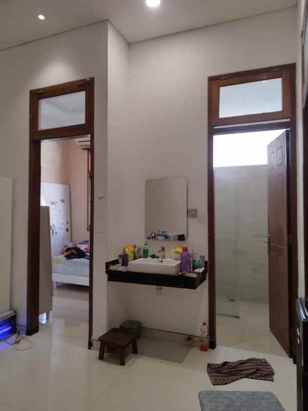 rumah nginden intan timur minimalis bagus