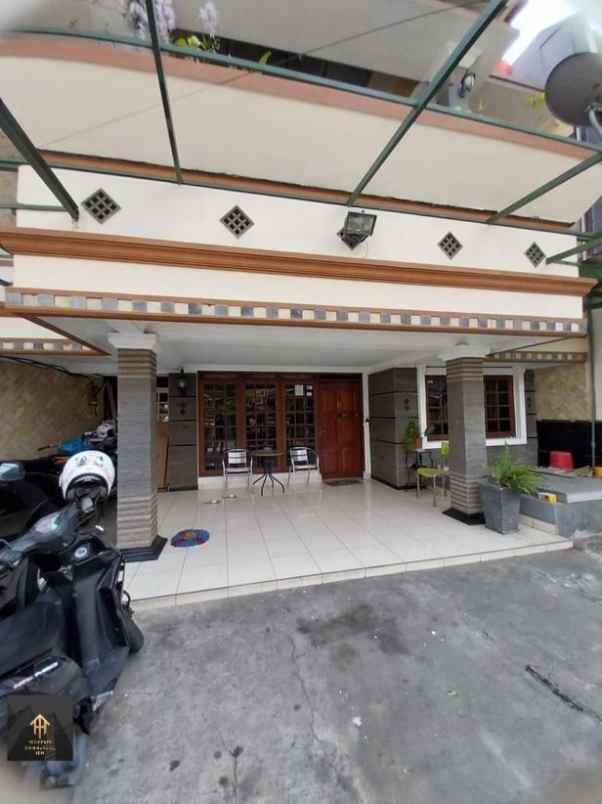 rumah nyaman strategis di sayap pasteur kota bandung