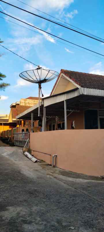 rumah nyaman untuk keluarga tercinta