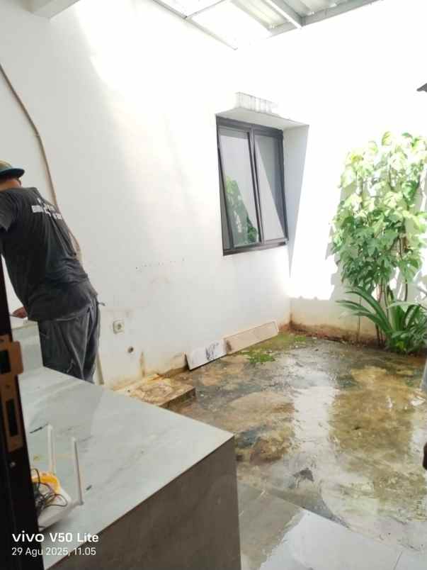 rumah over kredit 75jt dekat unpam di trevista hills