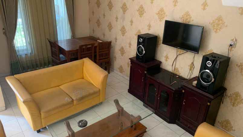 rumah perabot dekat pasar batu madewo apples