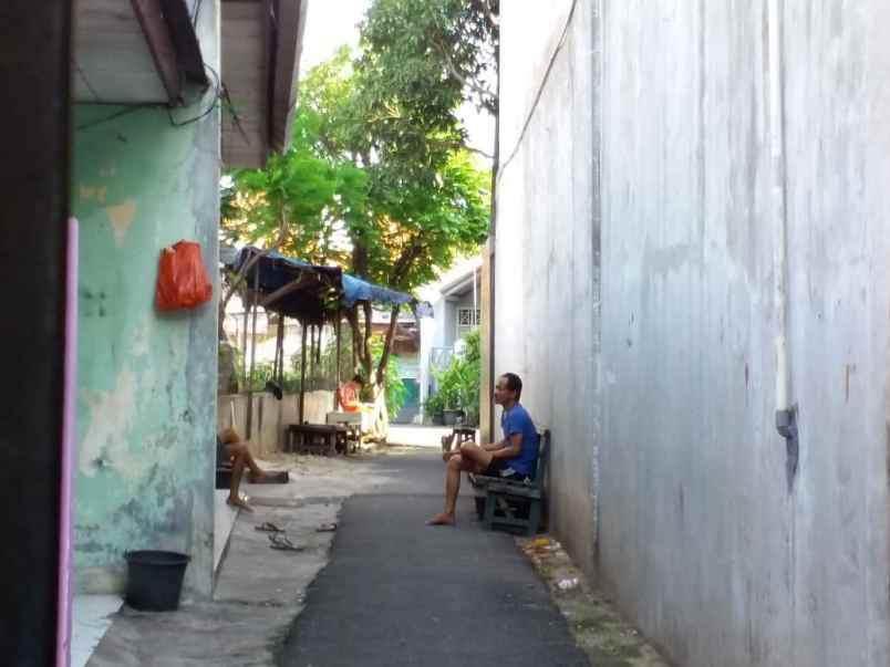 rumah petukangan jakarta selatan