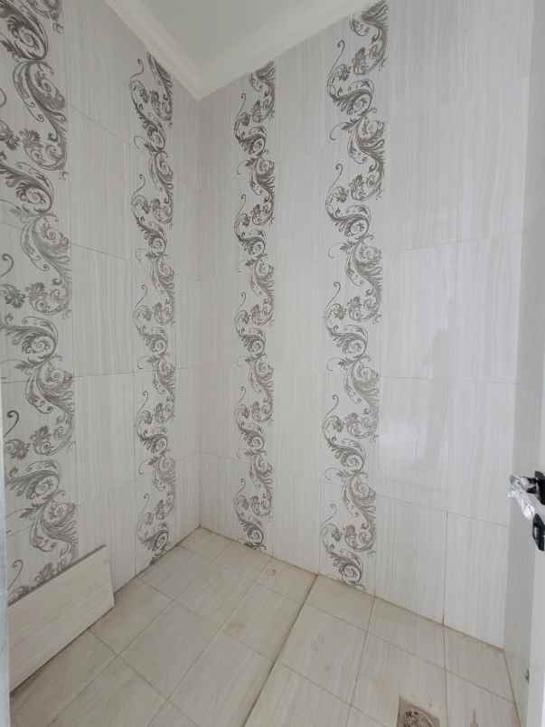 rumah pondok bambu duren sawit