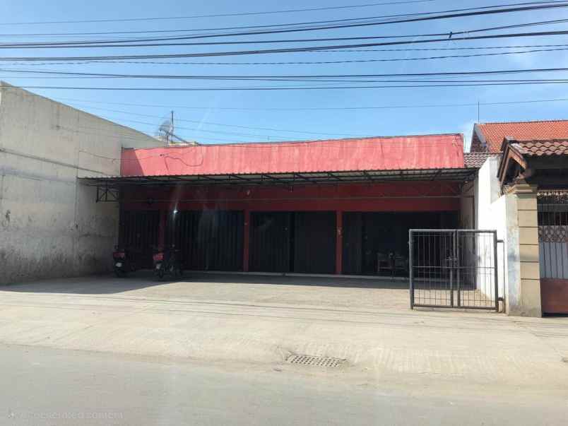 rumah rungkut madya strategis