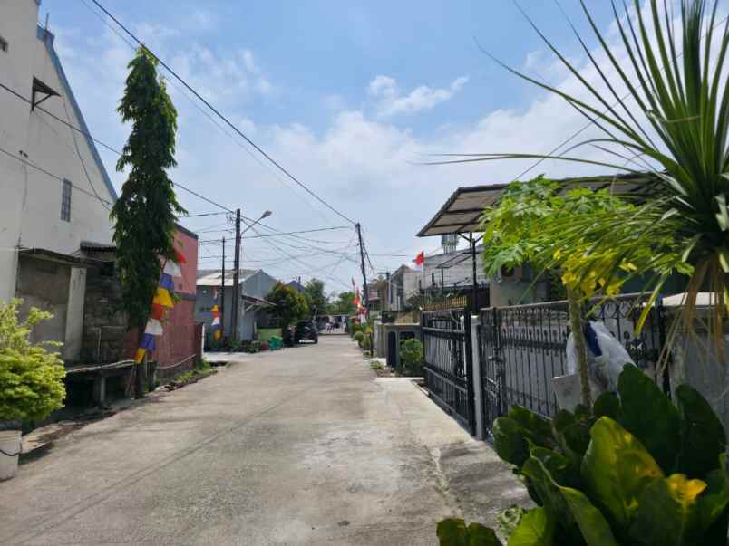rumah samping fasum kota harapan indah bekasi