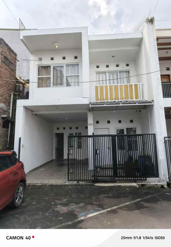 rumah sarijadi kota bandung dekat tol pasteur sukaraja