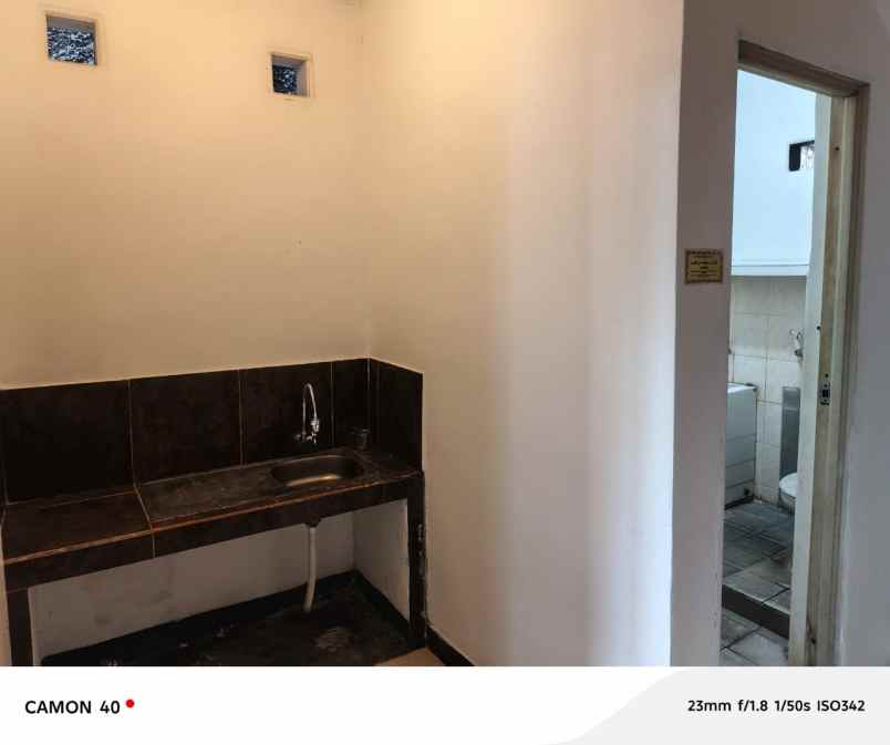 rumah sarijadi kota bandung dekat tol pasteur sukaraja