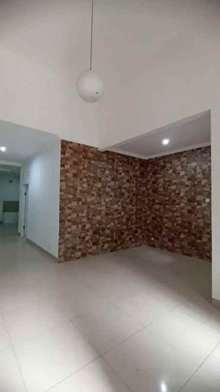 rumah sariwangi lok strategis siap huni bebas banjir