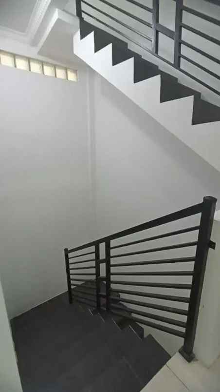 rumah sariwangi lok strategis siap huni bebas banjir