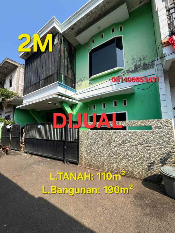 rumah second bagus 2 lantai