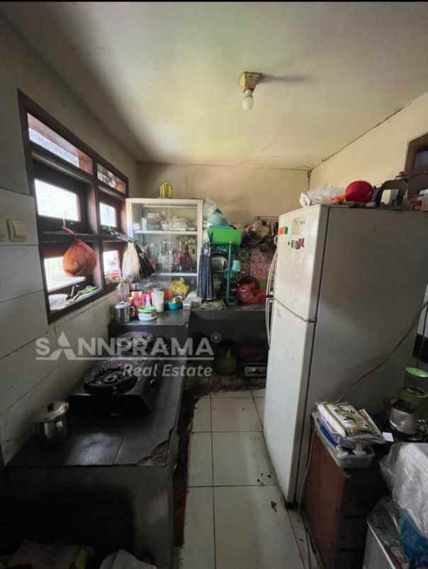 rumah second dalam cluster di jalan raya pitara depok