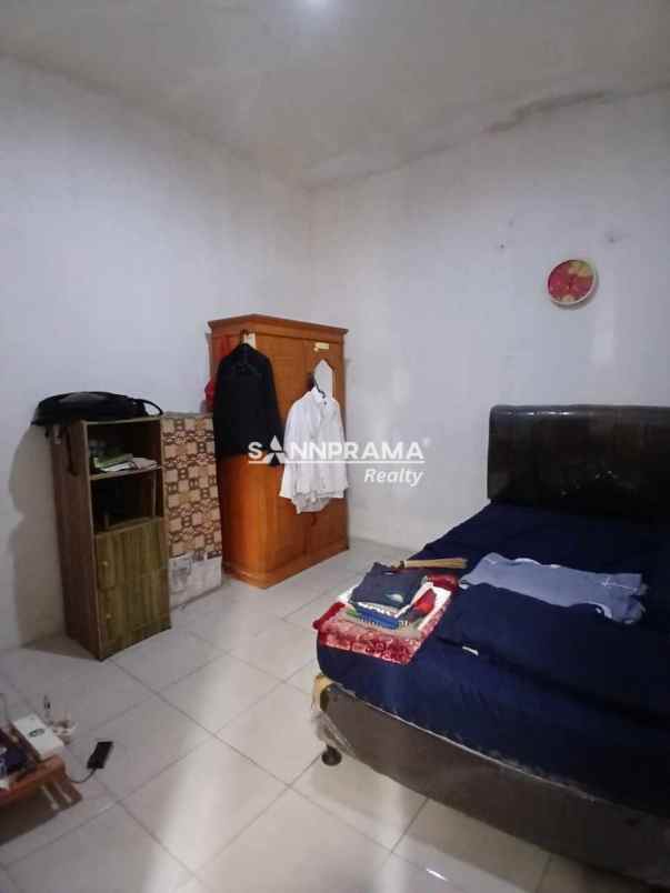 rumah second murah kav ui depok