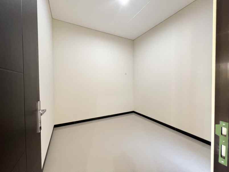 rumah semi furnish di green view pandaan spek istimewa