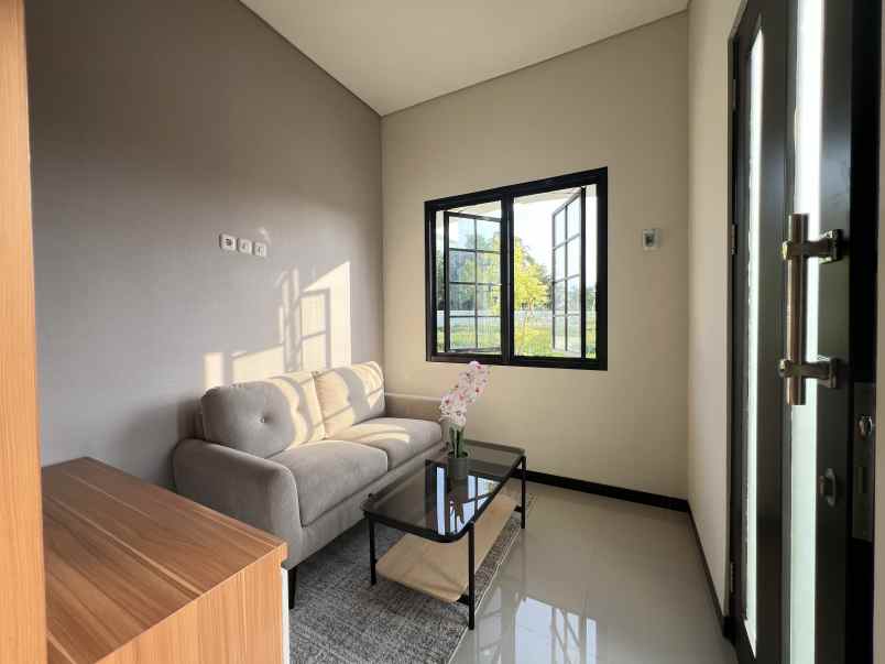 rumah semi furnish di green view pandaan spek istimewa