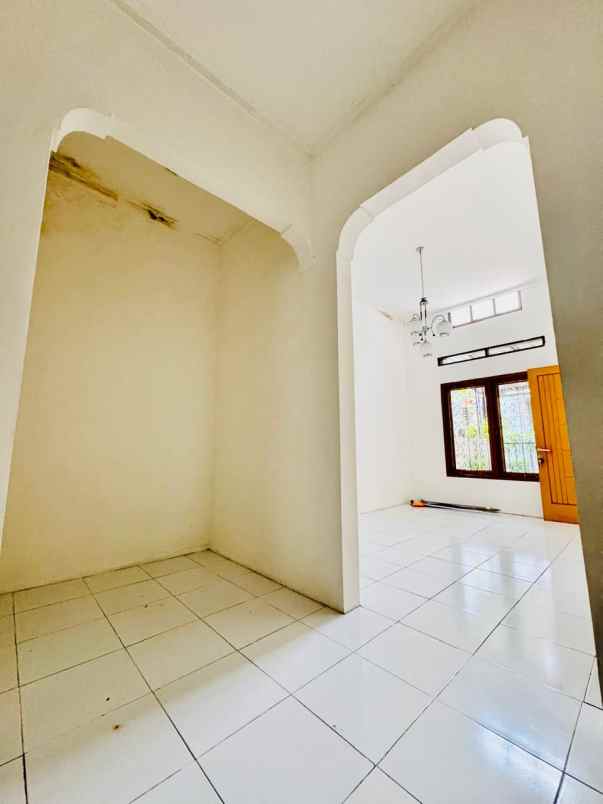 rumah siap huni di pamulang estate tangsel