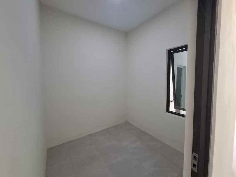 rumah siap huni di rengganis residence 2 jember