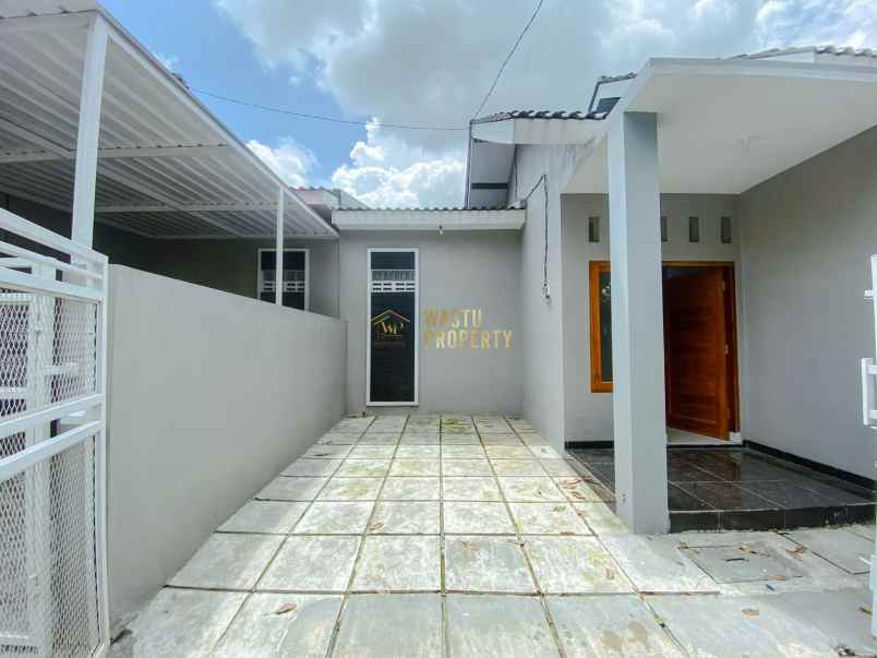 rumah siap pakai di moyudan sleman harga murah