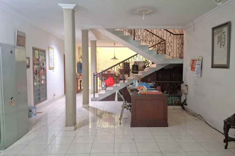 rumah strategis mandala tomang jakarta barat