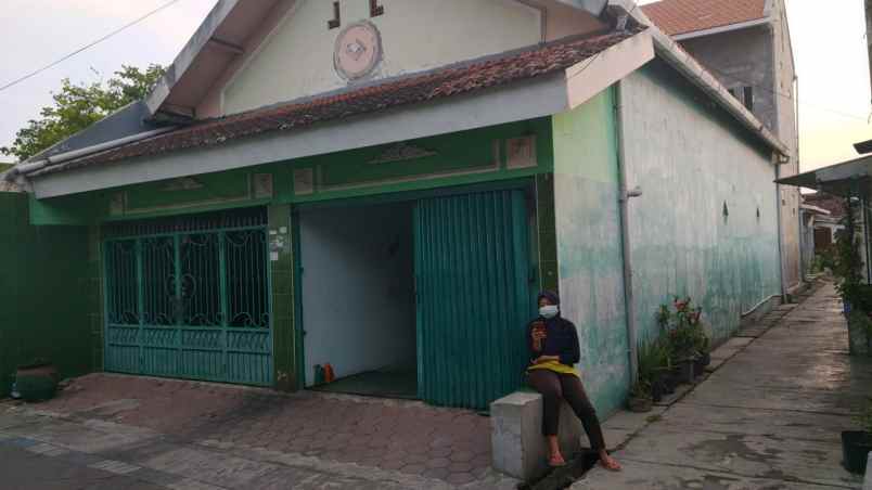 rumah tebel timur gedangan sidoarjo