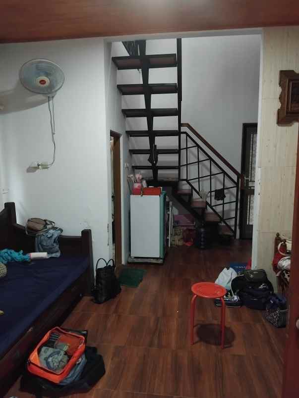 rumah vila model adat lombok