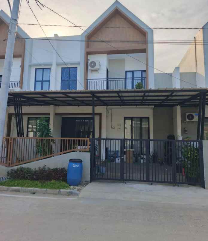 take over rumah 2 lantai di babelan