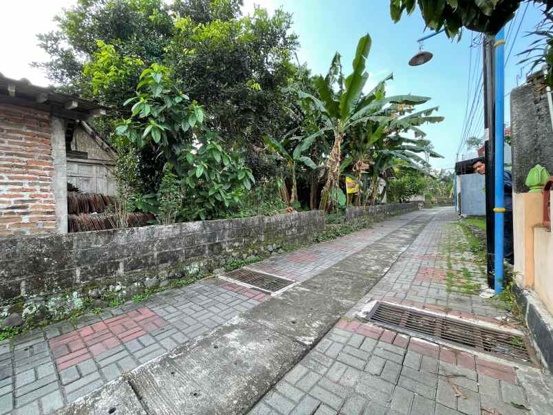 tanah 100 meter jl pandanaran dekat kampus uii