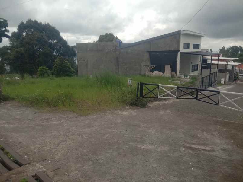 tanah datar pinggir jalan pakuhaji bandung barat