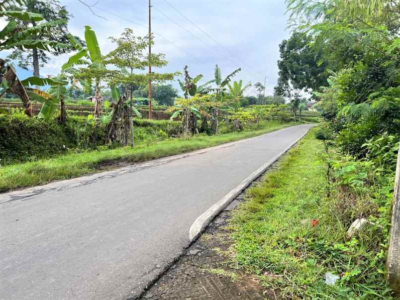tanah dekat fasilitas umum kerjo karanganyar