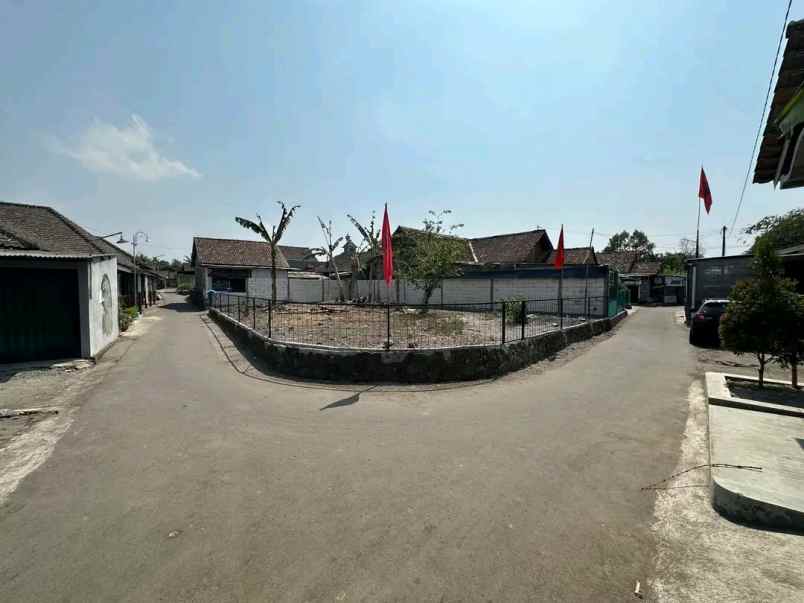 tanah hook di caturharjo dekat rsud pasar sleman jogja