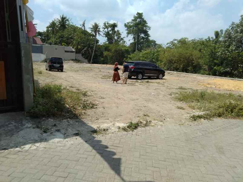 tanah murah yogyakarta 100 m jl raya taman siswa shm