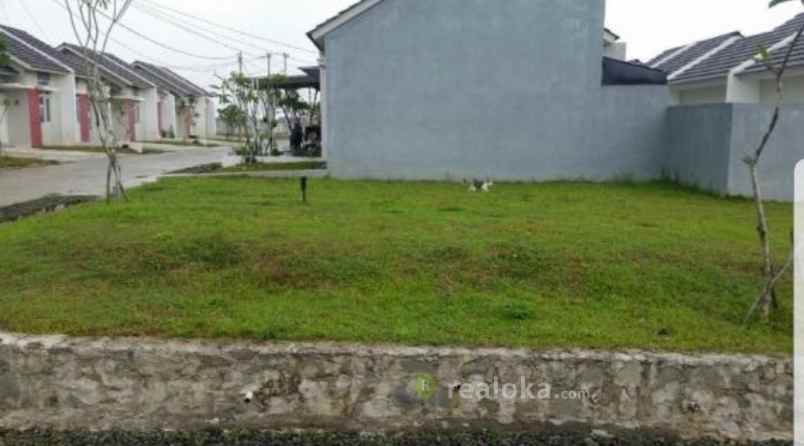 tanah parung panjang