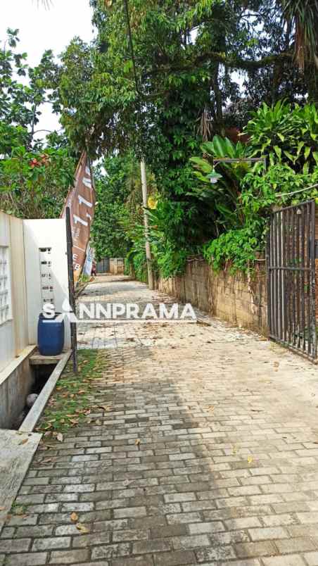 townhouse scandinavian cinangka tanah luas 100m2