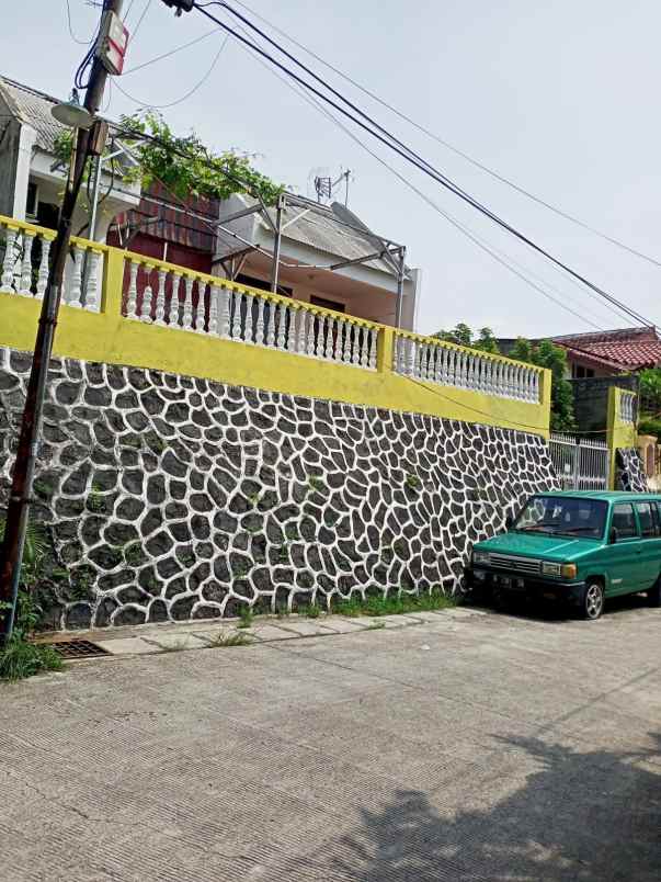 turun harga rumah tanah luas 286m dekat ui tol kukusan