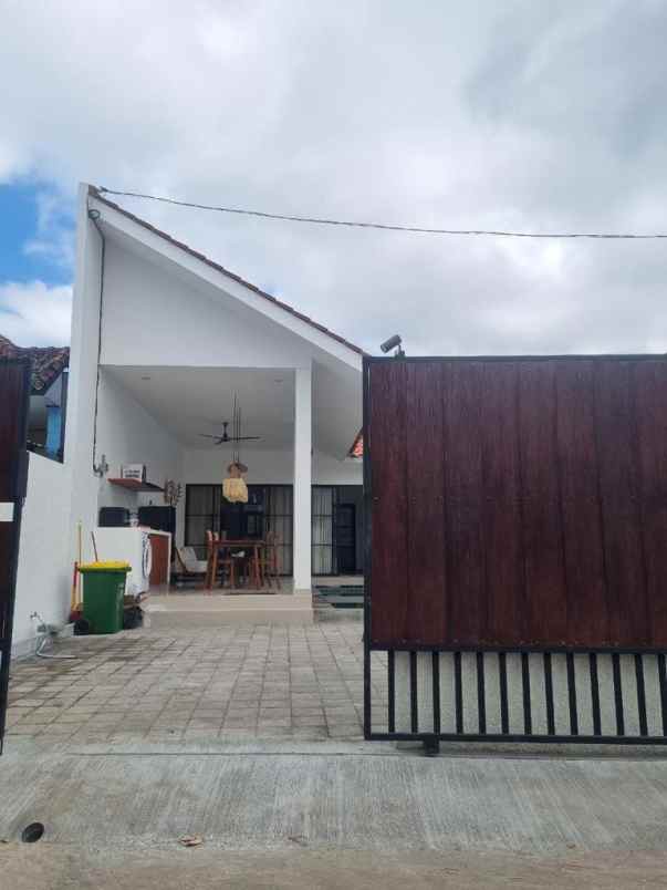 villa baru di jimbaran bali dekat kfc dan mcd