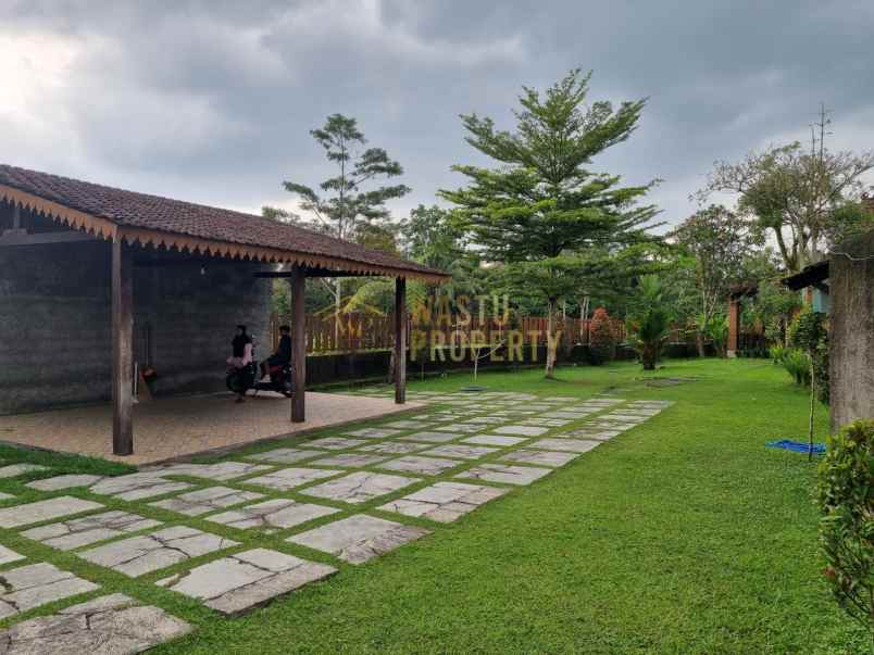 villa cantik tanah luas dijual murah di pakem