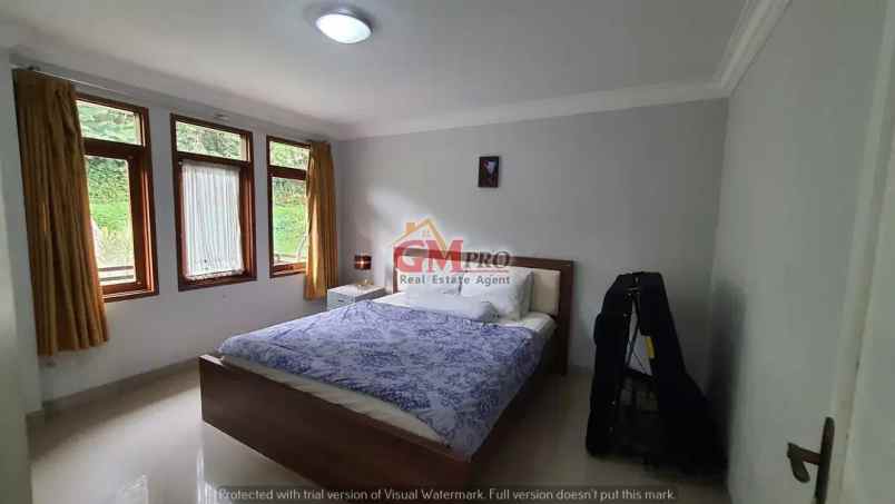 647 rumah villa 4 lantai di dago bandung utara