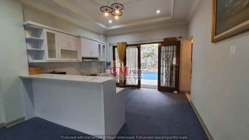 647 rumah villa 4 lantai di dago bandung utara