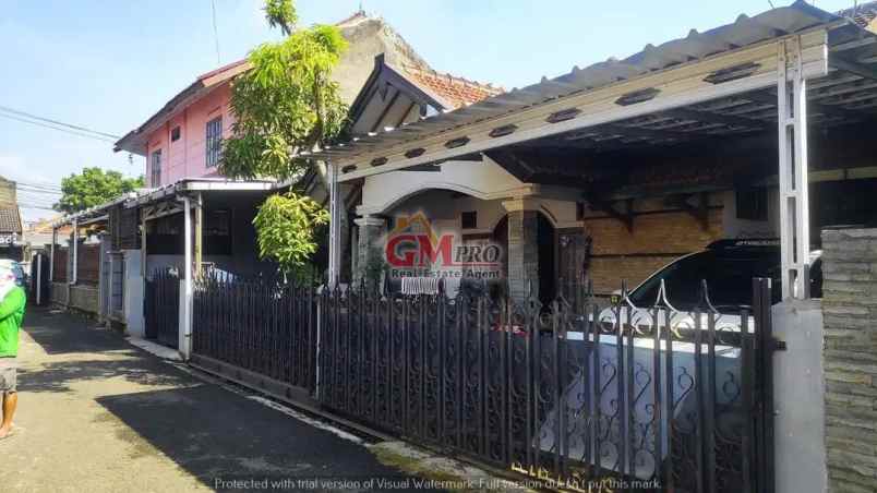 648 rumah terawat di komp logam buah batu bandung