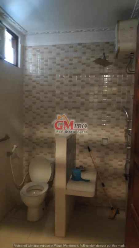 648 rumah terawat di komp logam buah batu bandung