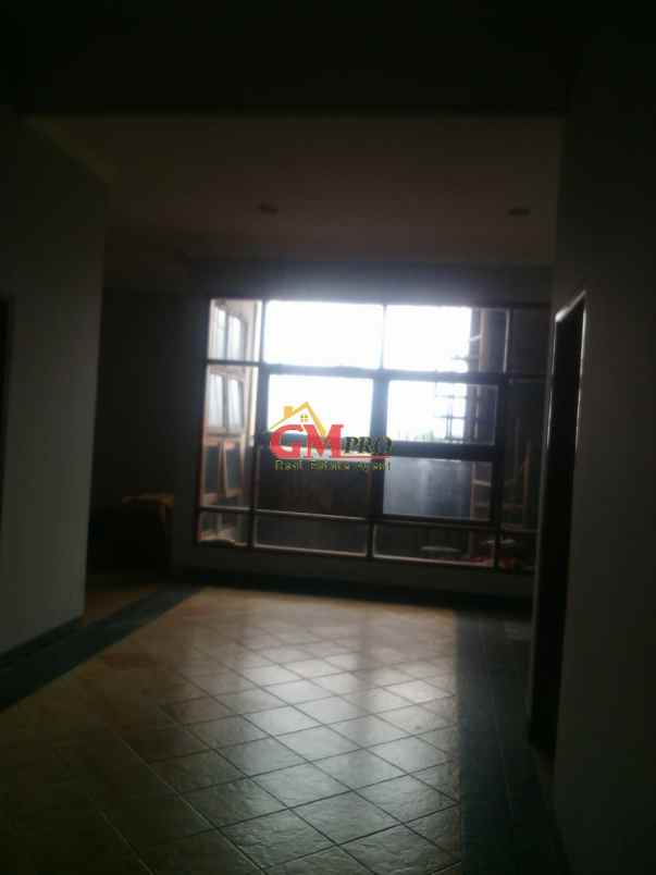 660 rumah terawat di bkr kembar bandung pusat