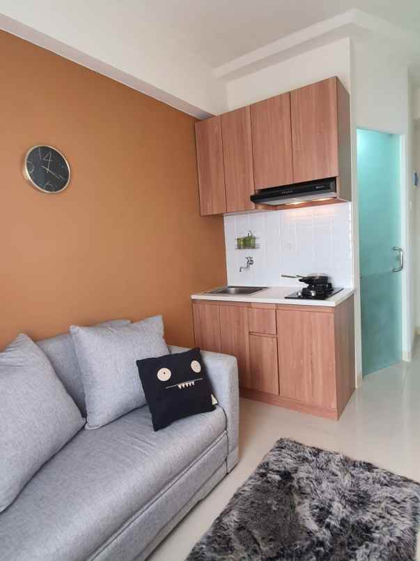 apartemen 2 br furnish siap huni di green pramuka