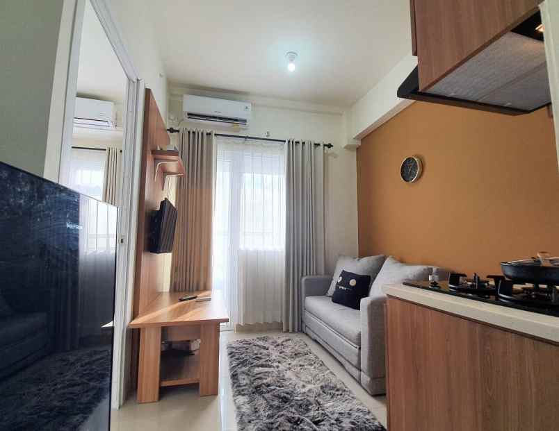 apartemen 2 br furnish siap huni di green pramuka