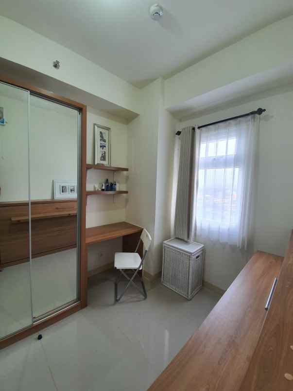 apartemen 2 br furnish siap huni di green pramuka