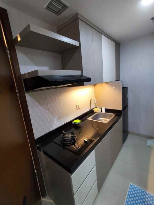 apartemen grand dharmahusada lagoon full furnish