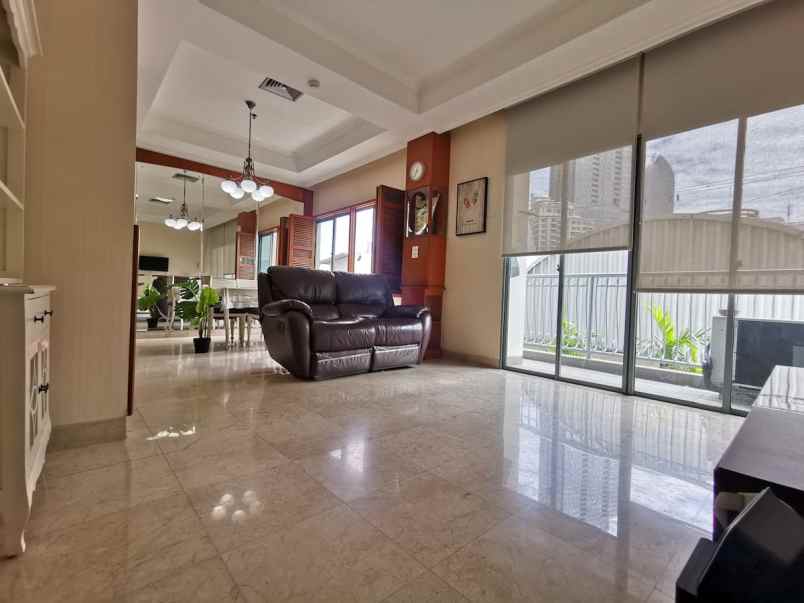 apartemen jl prof dr satrio jakarta