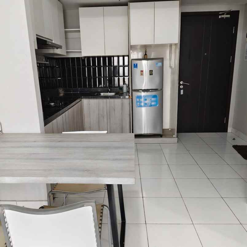 apartemen tangerang bsd city cakep disewakan