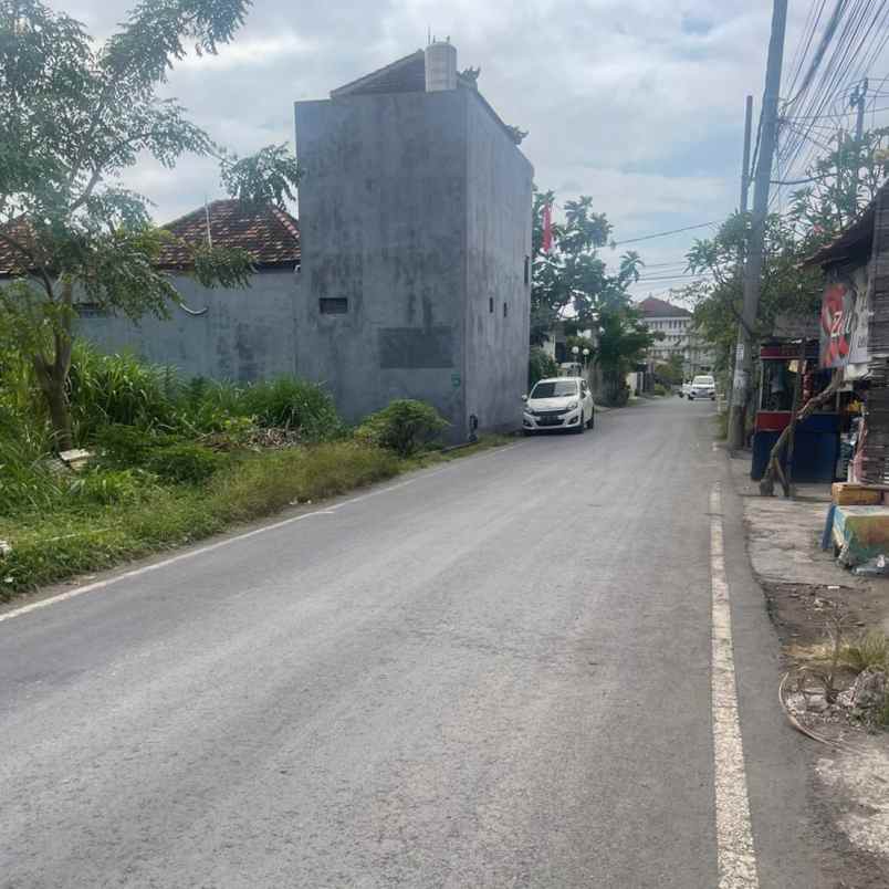 dijual 2 2 are 4 4 are jl tukad badung renon denpasar