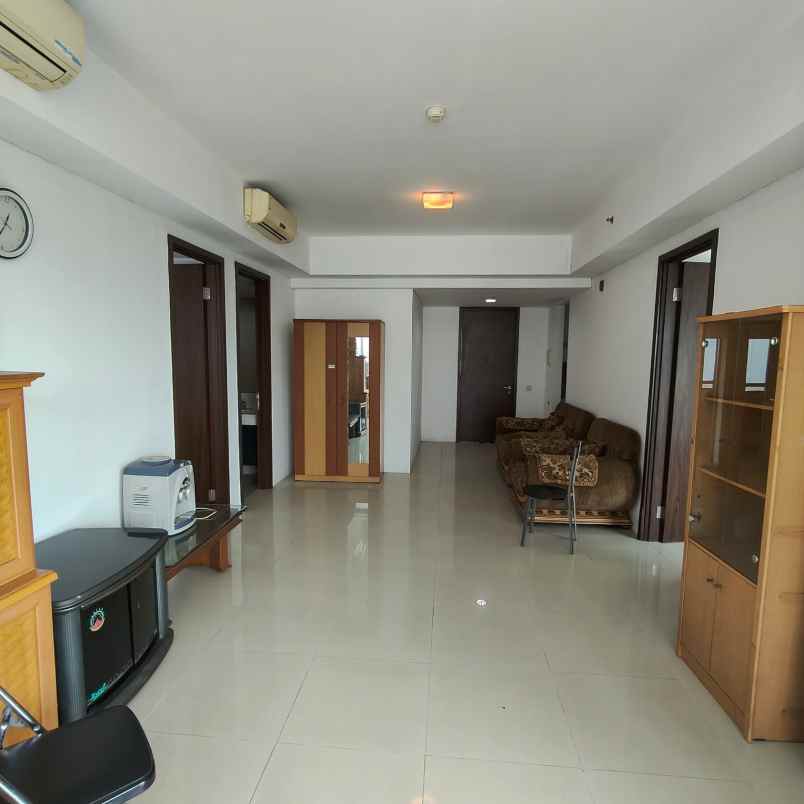dijual apartemen apartemen st moritz tower