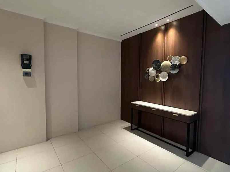 dijual apartemen ciputra world